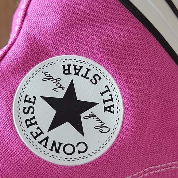 Converse high top Brand new. - Picture 3 of 11